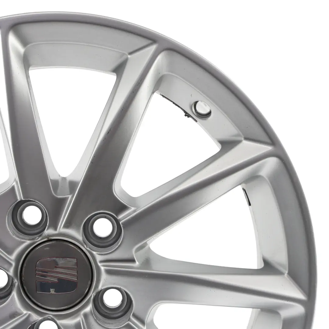 Mk4 Silber Alu Felge 15" 6J ET38 5X100 für Seat Ibiza mit Teilenummer 6J0601025K Seat Ibiza Mk4 Silber Alu Felge 15" 6J ET38 5X100 - SKU 6J0601025K-4 - Teilenummer 6J0601025K
