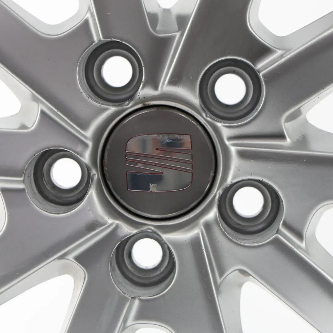 Mk4 Silber Alu Felge 15" 6J ET38 5X100 für Seat Ibiza mit Teilenummer 6J0601025K Seat Ibiza Mk4 Silber Alu Felge 15" 6J ET38 5X100 - SKU 6J0601025K-4 - Teilenummer 6J0601025K