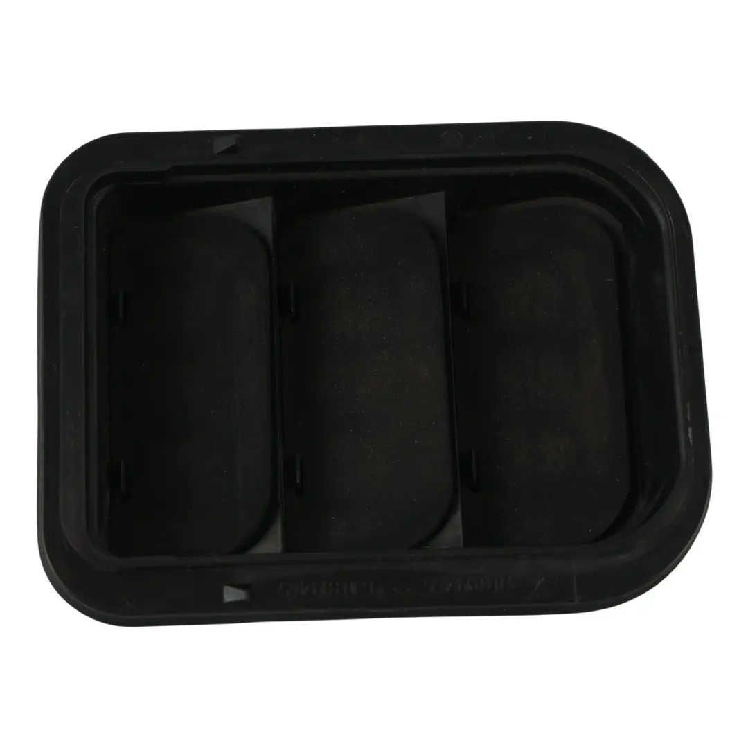 6J VW Polo 9A Lüftungsabdeckung Klappe Hinten Links Rechts für Seat Ibiza mit Teilenummer 6J0819465 Seat Ibiza 6J VW Polo 9A Lüftungsabdeckung Klappe Hinten Links Rechts - SKU 6J0819465 - Teilenummer 6J0819465