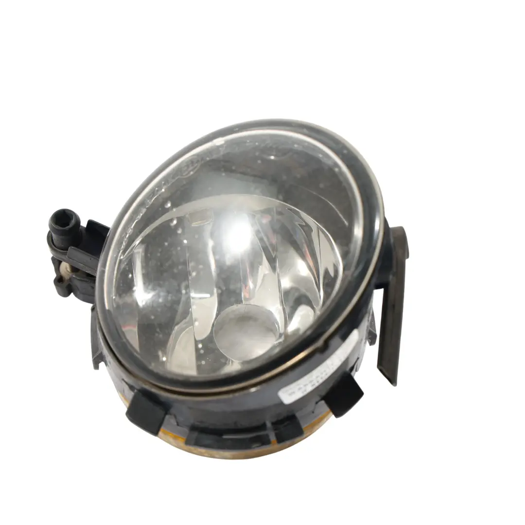 Mk4 6J Halogen Lampy Przeciwmgielnej Prawy Przód do Seat Ibiza o numerze 6J0941702B Seat Ibiza Mk4 6J Halogen Lampy Przeciwmgielnej Prawy Przód - SKU 6J0941702B - Numer Części 6J0941702B
