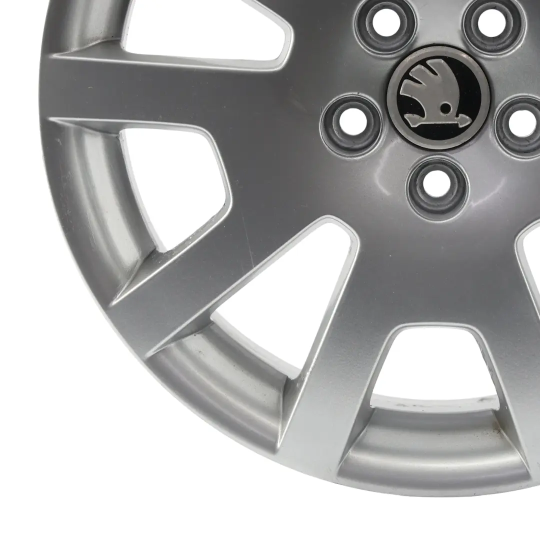 Skoda Fabia MK1 6Y VRS Jante Alliage Argent 16" 6,5JX16H2 ET:37 - SKU 6Y0601025M-1 - Numéro de pièce 6Y0601025M