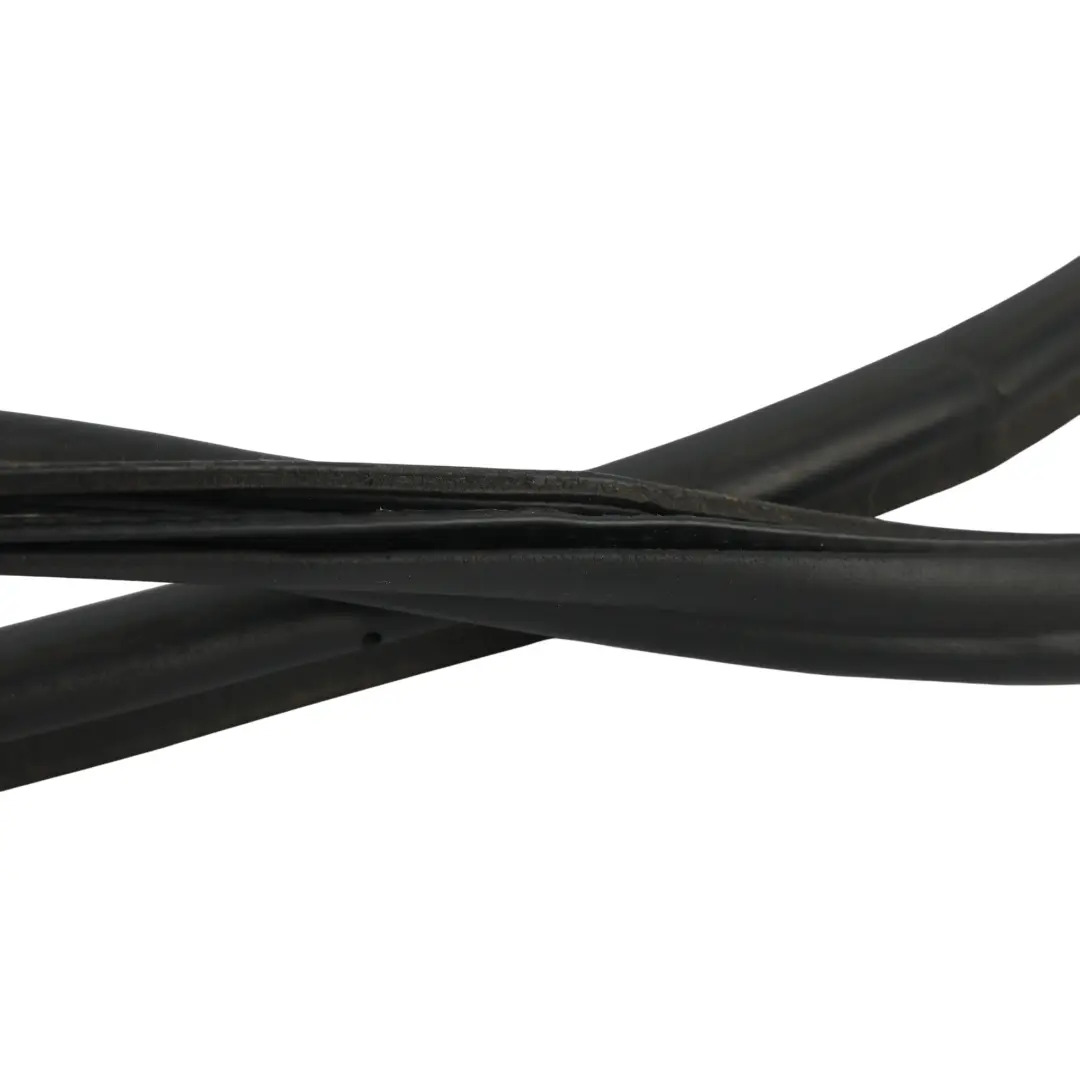 Skoda Fabia Rs 6Y Fastback Boot Trunk Lid Gasket Rubber Flap Seal - SKU 6Y0827705C - Part number 6Y0827705C