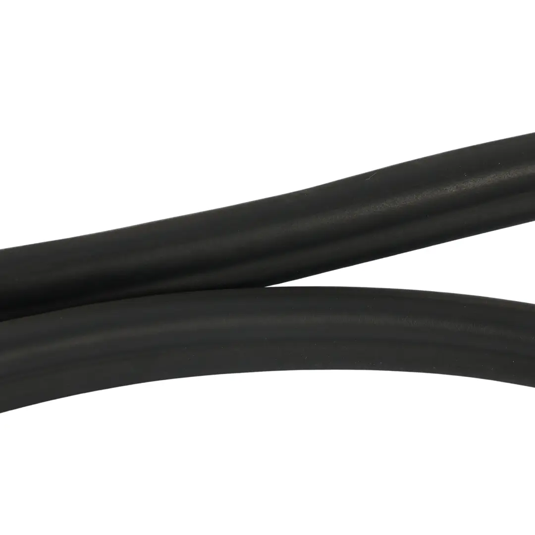 6Y Fastback Uszczelka Klapy Bagażnika Gumowa do Skoda Fabia Rs o numerze 6Y0827705C Skoda Fabia Rs 6Y Fastback Uszczelka Klapy Bagażnika Gumowa - SKU 6Y0827705C - Numer Części 6Y0827705C