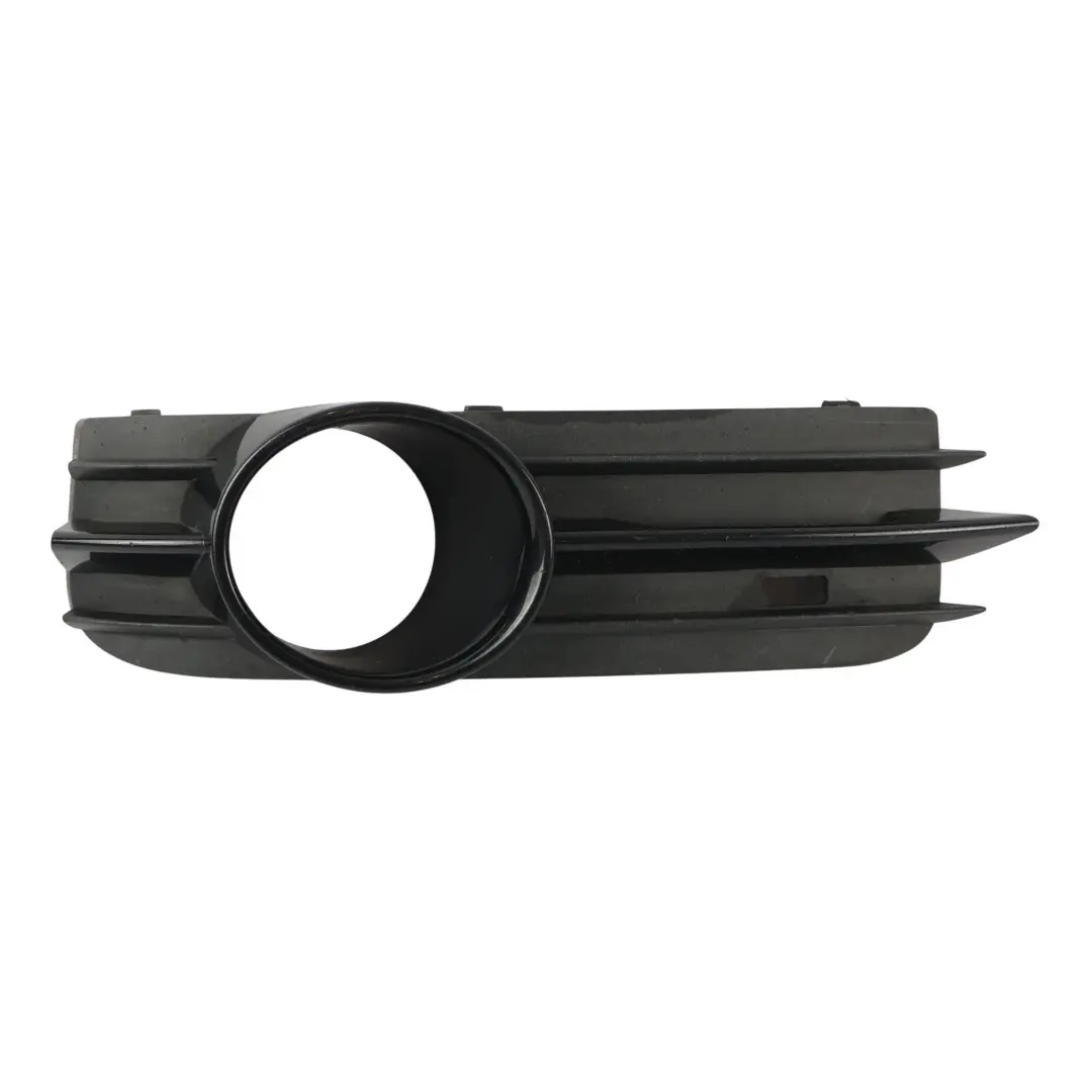 Mk1 RS Cubierta Antiniebla Delantero Negro Izquierdo para Skoda Fabia con número de pieza 6Y0853683A Skoda Fabia Mk1 RS Cubierta Antiniebla Delantero Negro Izquierdo - SKU 6Y0853683A - Número de pieza 6Y0853683A