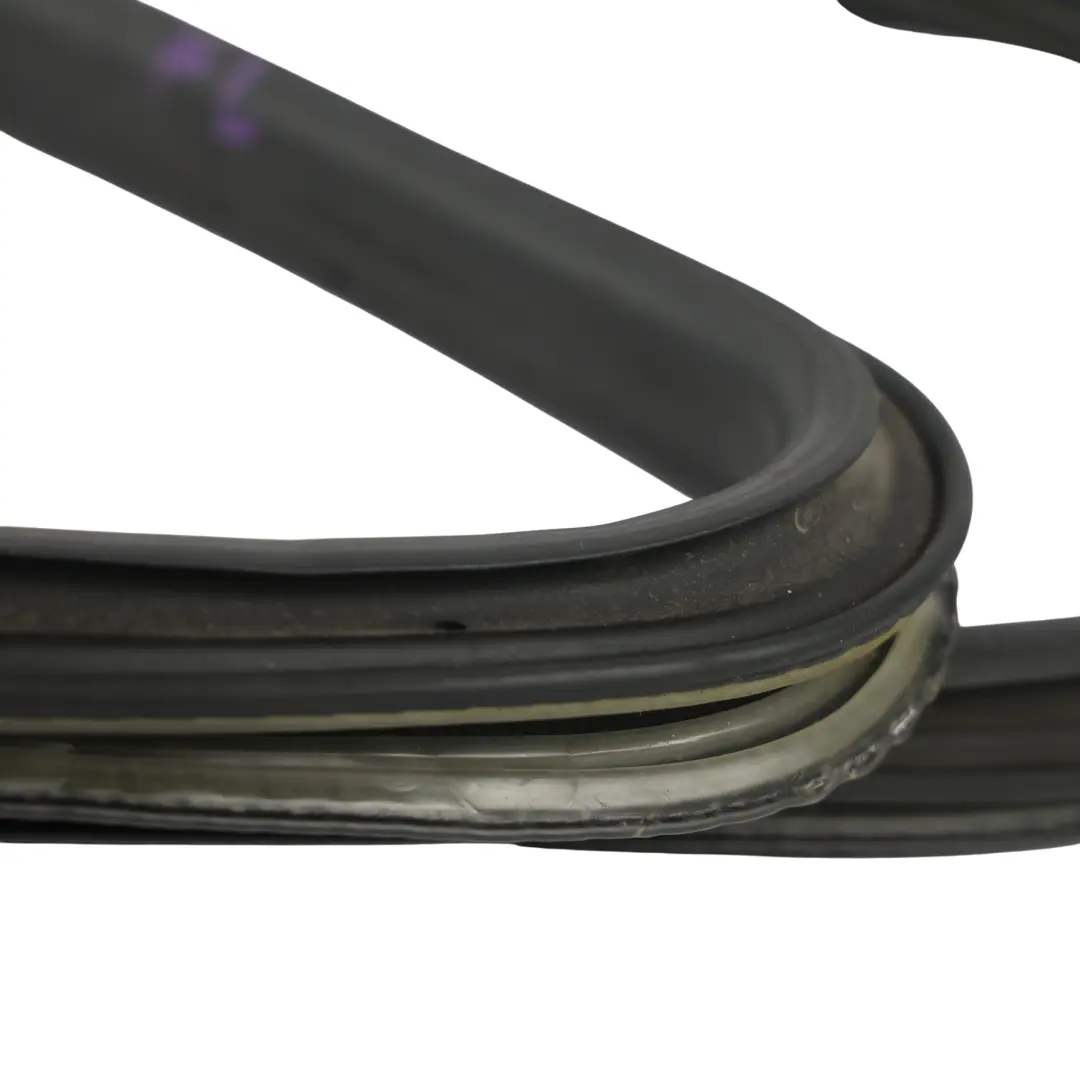 6Y Door Seal Rubber Gasket Outer Front Left N/S to Skoda Fabia RS with Part number 6Y6810957B Skoda Fabia RS 6Y Door Seal Rubber Gasket Outer Front Left N/S - SKU 6Y6810957B - Part number 6Y6810957B