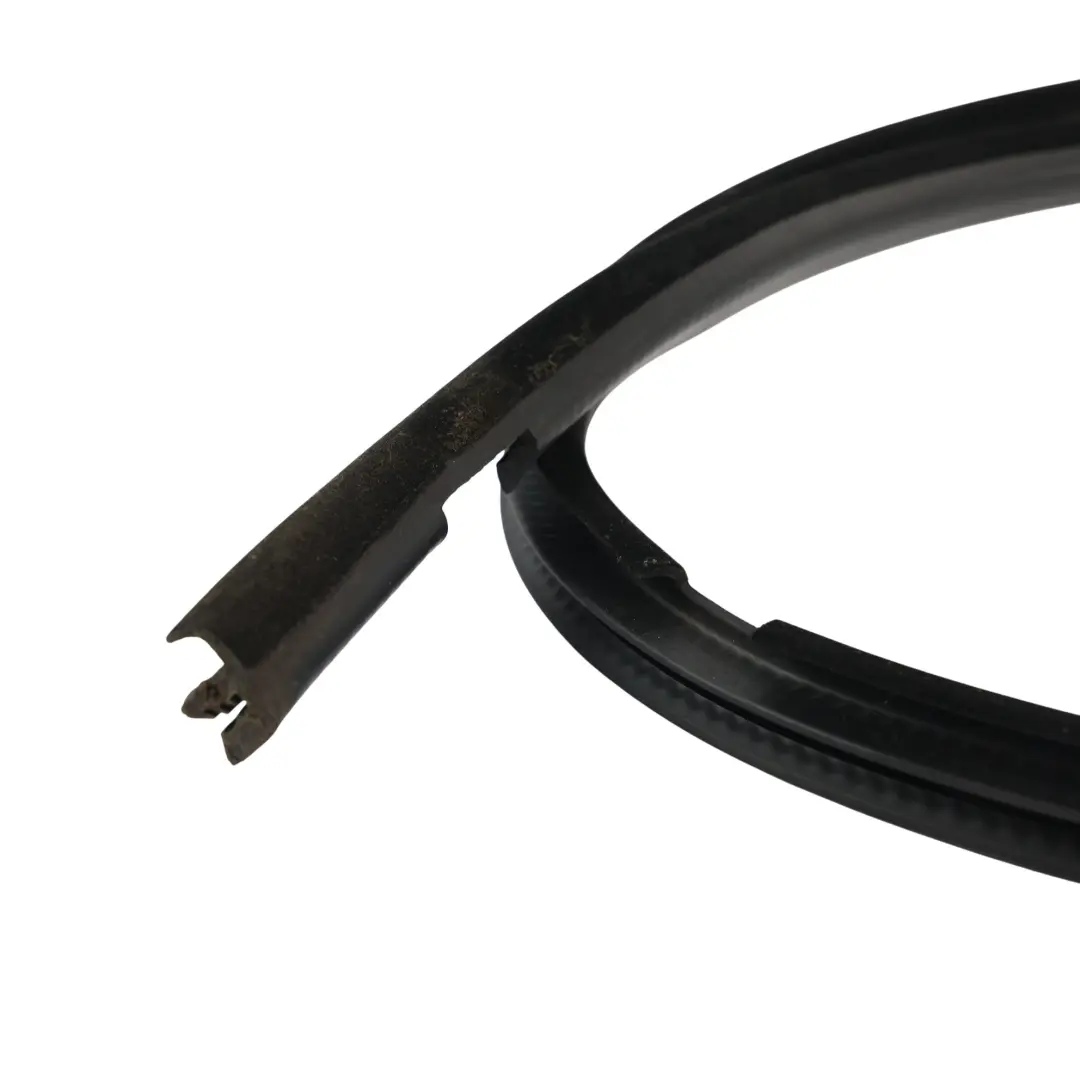 Skoda Fabia Mk1 6Y Joint Étanchéité Vitre Porte Arrière Gauche - SKU 6Y6839439 - Numéro de pièce 6Y6839439