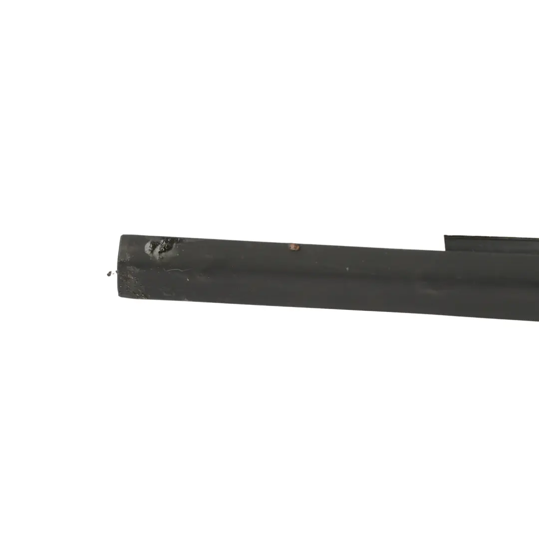 MK1 6Y Junta Goma Ventana Puerta Trasera Izquierda para Skoda Fabia con número de pieza 6Y6839477A Skoda Fabia MK1 6Y Junta Goma Ventana Puerta Trasera Izquierda - SKU 6Y6839477A - Número de pieza 6Y6839477A