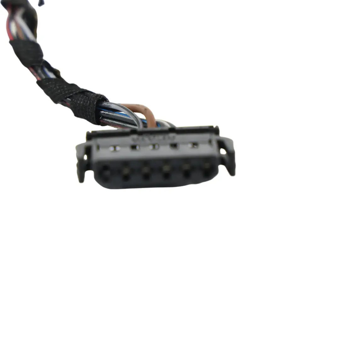 MK1 6Y Rear Tail Light Lamp Wiring Harness Cable Left N/S to Skoda Fabia with Part number 6Y6945111C Skoda Fabia MK1 6Y Rear Tail Light Lamp Wiring Harness Cable Left N/S - SKU 6Y6945111C-1 - Part number 6Y6945111C