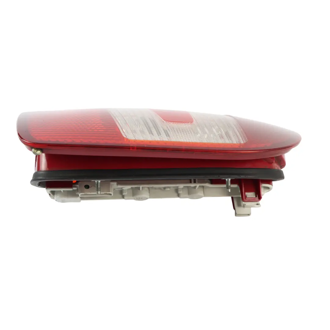 Skoda Fabia MK1 6Y Luz Trasera Exterior Derecha - SKU 6Y6945112C - Número de pieza 6Y6945112C