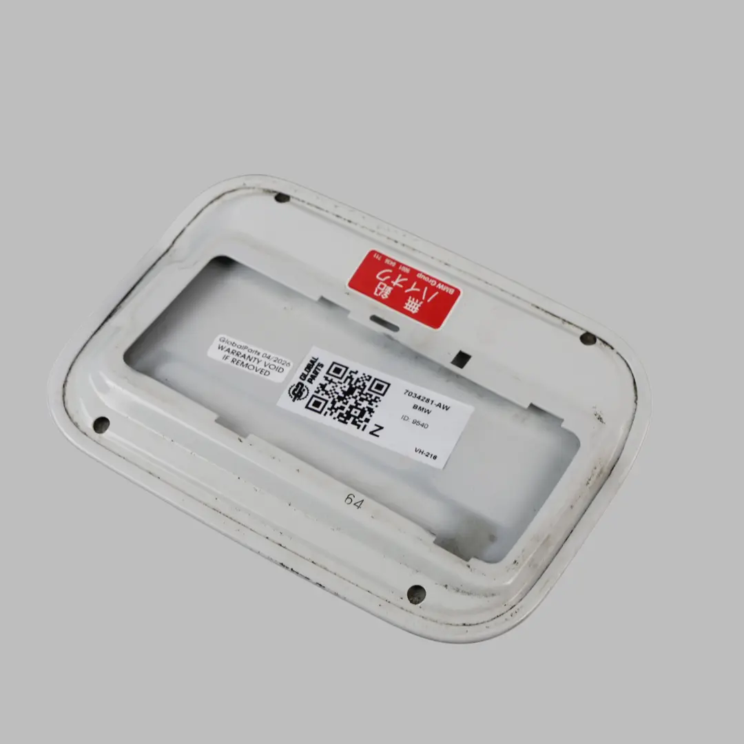 Panneau Garniture Trappe Carburant Alpinweiss 3 Blanc 300 pour BMW E60 E61 à propos du numéro de pièce 7034281 BMW E60 E61 Panneau Garniture Trappe Carburant Alpinweiss 3 Blanc 300 - SKU 7034281-AW - Numéro de pièce 7034281