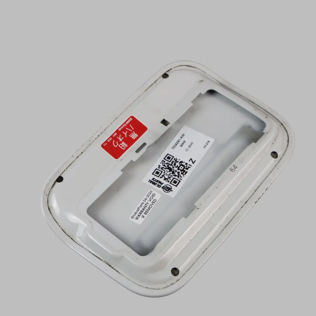 Klapka Wlewu Paliwa Alpinweiss 3 Biała - 300 do BMW E60 E61 o numerze 7034281 BMW E60 E61 Klapka Wlewu Paliwa Alpinweiss 3 Biała - 300 - SKU 7034281-AW - Numer Części 7034281