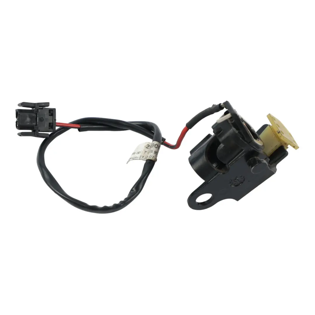 Mounting Bracket Hard Top Fitting Right O/S to BMW Z4 E85 Hardtop with Part number 7075906 BMW Z4 E85 Hardtop Mounting Bracket Hard Top Fitting Right O/S - SKU 7075906 - Part number 7075906