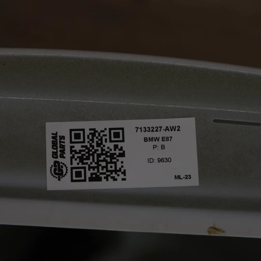 Aile Latérale Avant Gauche Alpinweiss Alpine White 300 pour BMW E81 E87 à propos du numéro de pièce 7133227 BMW E81 E87 Aile Latérale Avant Gauche Alpinweiss Alpine White 300 - SKU 7133227-AW2 - Numéro de pièce 7133227