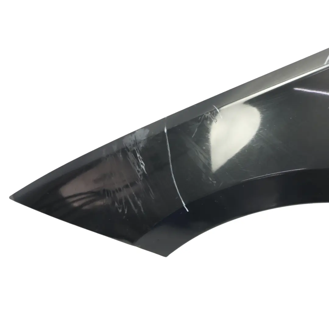 Błotnik Lewy Skrzydło Black Sapphire Czarny Metalik - 475 do BMW E81 E87 o numerze 7133227 BMW E81 E87 Błotnik Lewy Skrzydło Black Sapphire Czarny Metalik - 475 - SKU 7133227-BS2 - Numer Części 7133227