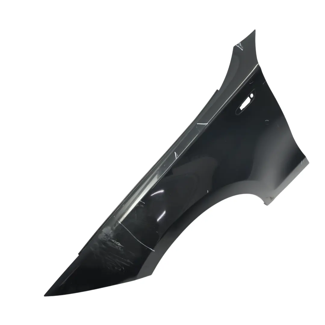 Panneau latéral aile avant gauche Black Sapphire Metallic - 475 pour BMW E81 E87 à propos du numéro de pièce 7133227 BMW E81 E87 Panneau latéral aile avant gauche Black Sapphire Metallic - 475 - SKU 7133227-BS2 - Numéro de pièce 7133227