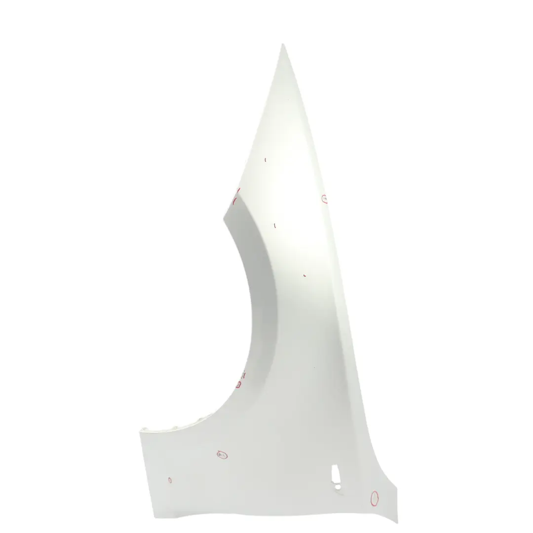 Pannello laterale parafango anteriore sinistro Titansilber - 354 per BMW E81 E87 con numero di parte 7133227 BMW E81 E87 Pannello laterale parafango anteriore sinistro Titansilber - 354 - SKU 7133227-TS1 - Numero di parte 7133227