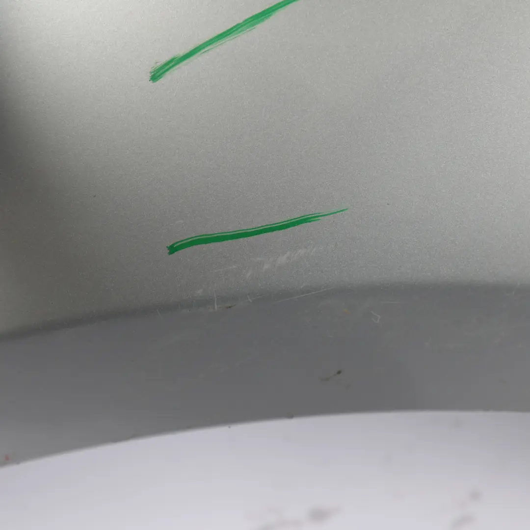 Panel lateral Wing Fender Delantero Izquierdo Titansilber Plata 354 para BMW E81 E87 con número de pieza 7133227 BMW E81 E87 Panel lateral Wing Fender Delantero Izquierdo Titansilber Plata 354 - SKU 7133227-TS3 - Número de pieza 7133227