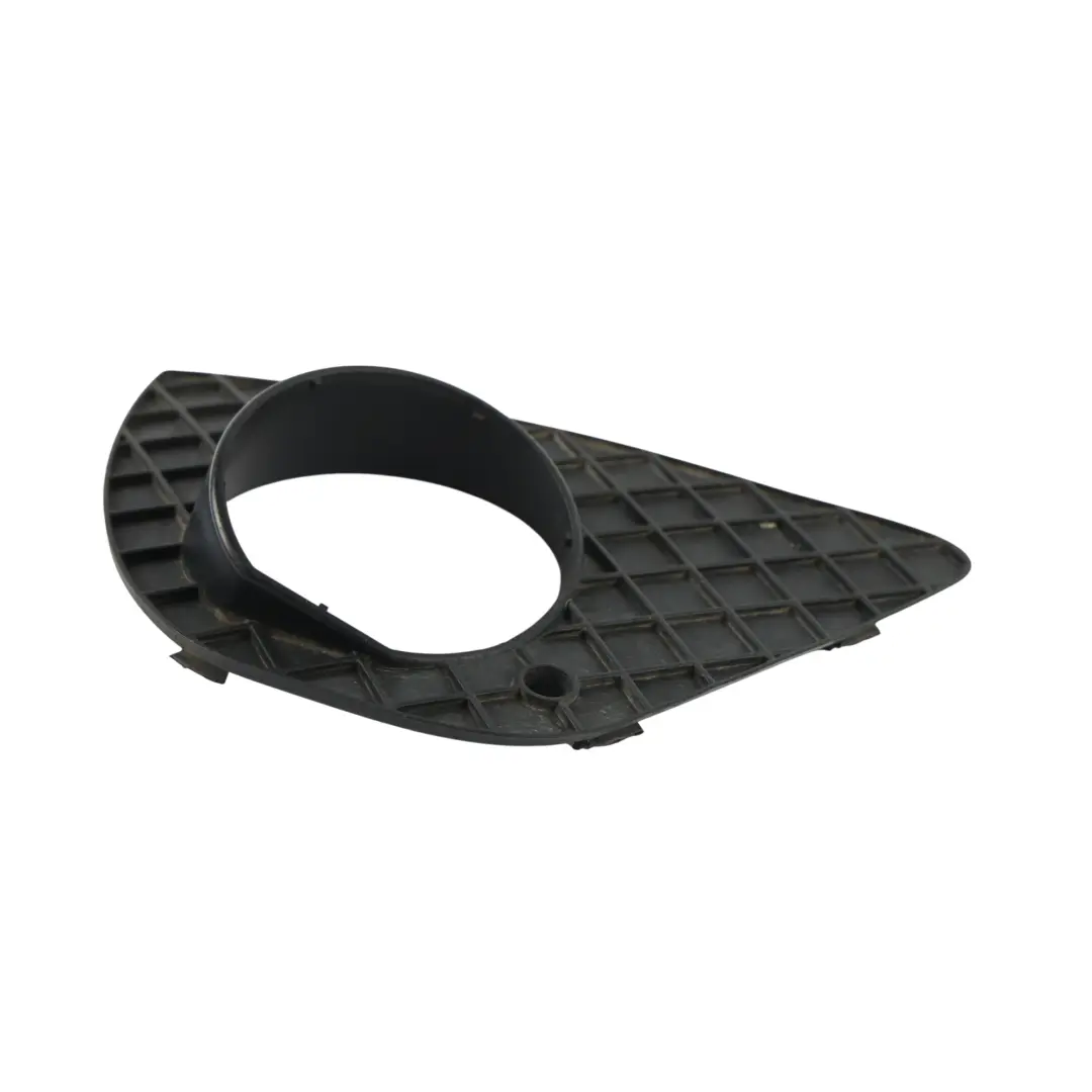 BMW E46 Support Bracket Contour Antibrouillard Pare-Chocs Avant Gauche - SKU 7147529 - Numéro de pièce 7147529