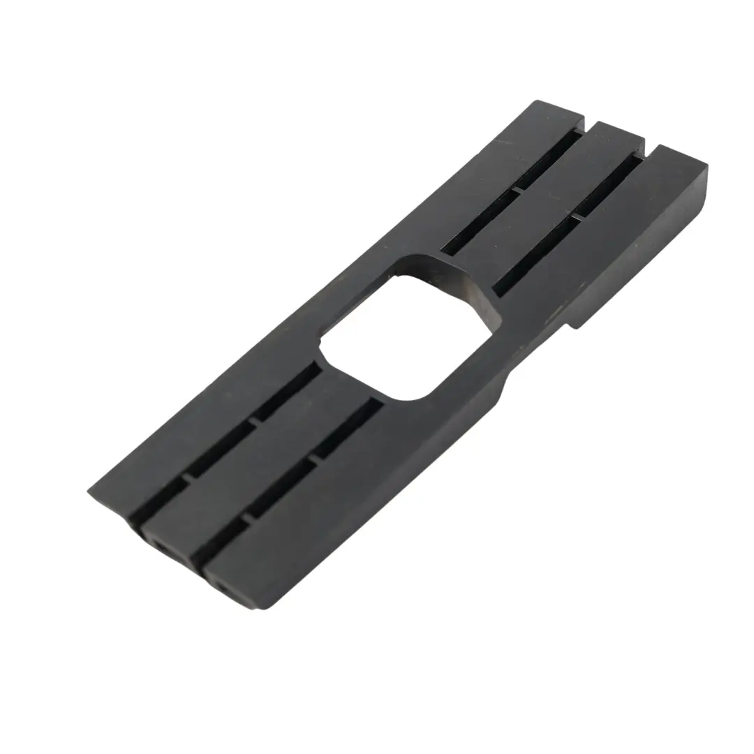 Staffa Griglia Copertura Rinforzo Paraurti Anteriore Sinistro per BMW E90 con numero di parte 7159279 BMW E90 Staffa Griglia Copertura Rinforzo Paraurti Anteriore Sinistro - SKU 7159279 - Numero di parte 7159279