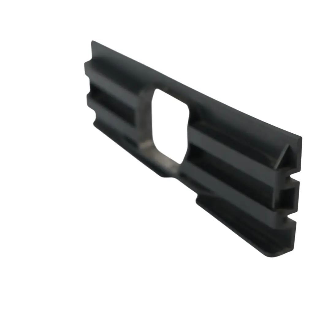 BMW E90 Soporte Panel Cubierta Parachoques Delantero Derecho - SKU 7159280 - Número de pieza 7159280