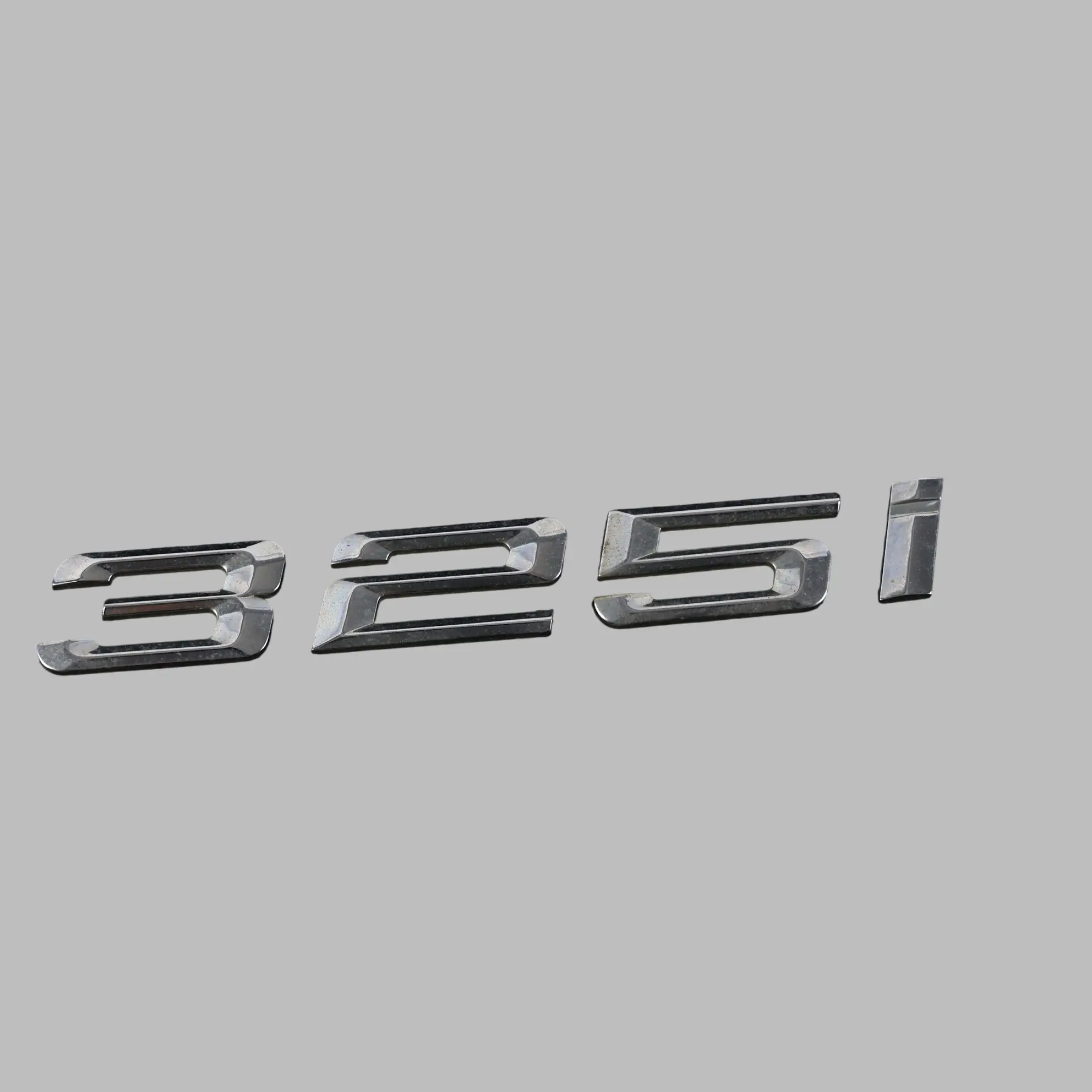 BMW E60 E60 LCI E61 E61 LCI Emblemat Napis 523I Znaczek 7163897