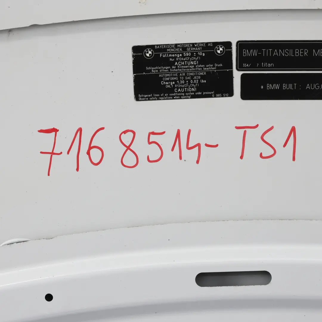 Maska Pokrywa Silnika Srebrna Titansilber 354 do BMW E92 E93 o numerze 7168514 BMW E92 E93 Maska Pokrywa Silnika Srebrna Titansilber 354 - SKU 7168514-TS1 - Numer Części 7168514