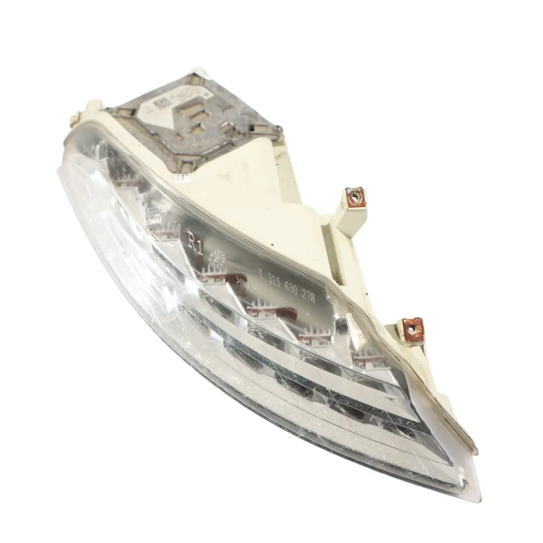 BMW E63 E64 Lampa Kierunkowskaz Prawy Przód 7176872 - SKU 7176710 - Numer Części 7176710