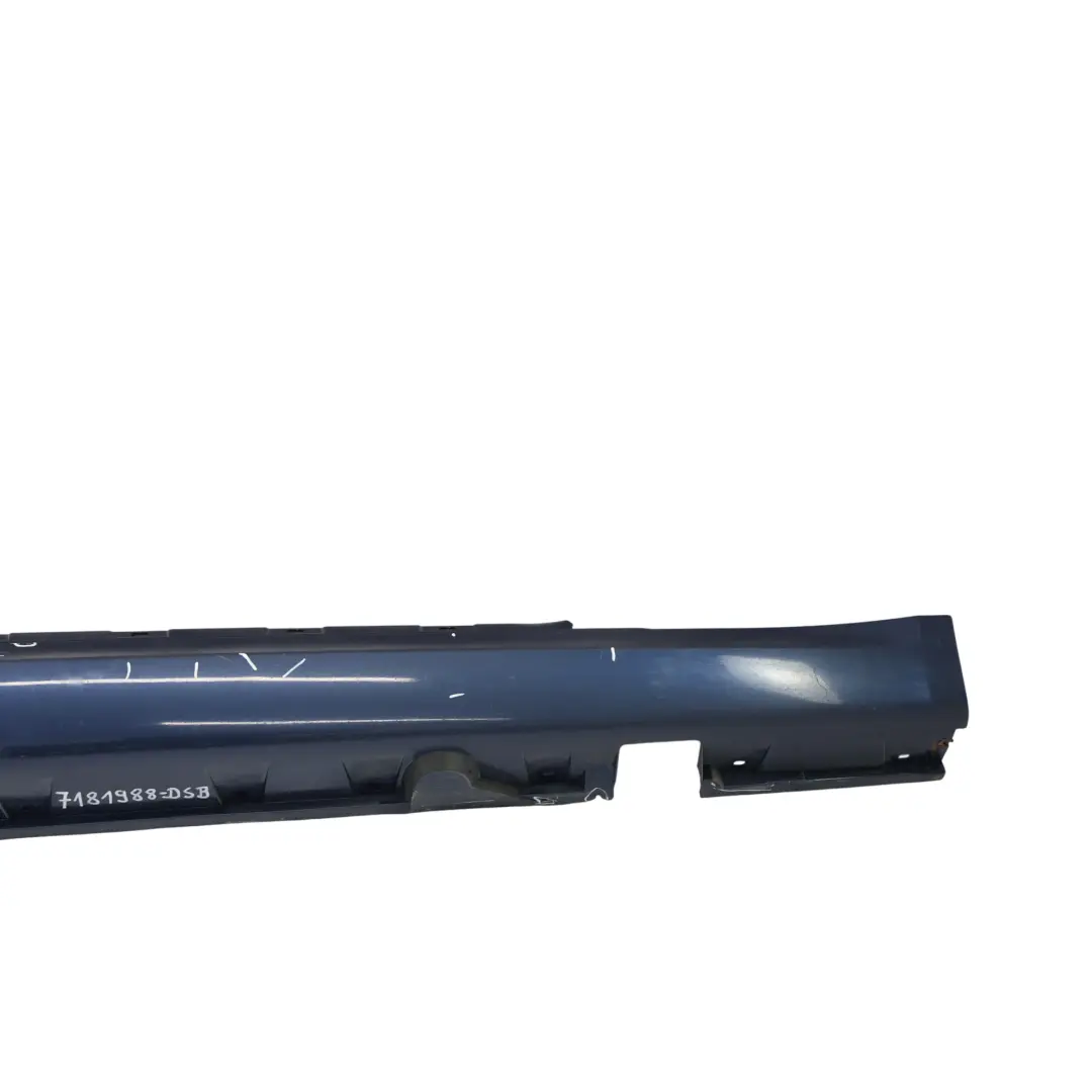Seuil Porte Côté Droit Bleu Océan Métallique A76 pour BMW E63 E64 LCI à propos du numéro de pièce 7181988 BMW E63 E64 LCI Seuil Porte Côté Droit Bleu Océan Métallique A76 - SKU 7181988-DSB - Numéro de pièce 7181988