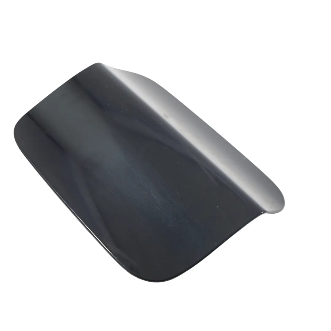 Coperchio Sportello Carburante Nero Azzurrite Metallizzato per BMW F01 con numero di parte 7184076 BMW F01 Coperchio Sportello Carburante Nero Azzurrite Metallizzato - SKU 7184076-AZB - Numero di parte 7184076