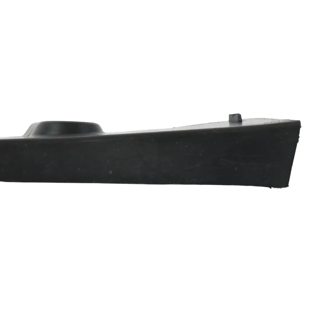 Déflecteur Passage de Roue Arrière Droit pour BMW X5 E70 LCI X6 E71 à propos du numéro de pièce 7188840 BMW X5 E70 LCI X6 E71 Déflecteur Passage de Roue Arrière Droit - SKU 7188840 - Numéro de pièce 7188840