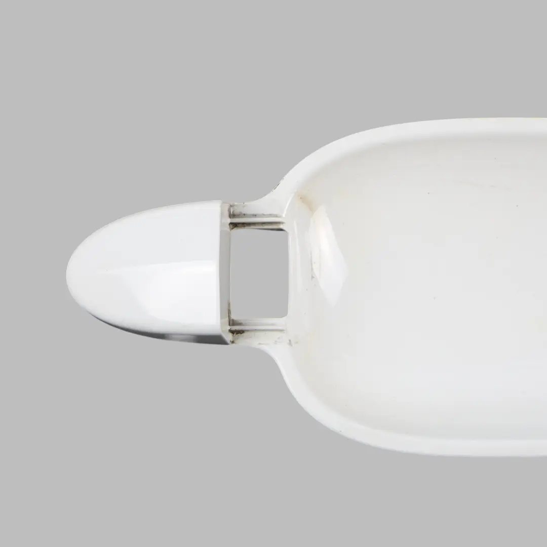 Panneau Garniture Poignée Arrière Gauche Alpinweiss 3 Blanc pour BMW E60 E61 à propos du numéro de pièce 0154342 BMW E60 E61 Panneau Garniture Poignée Arrière Gauche Alpinweiss 3 Blanc - SKU 0154342-AW - Numéro de pièce 0154342