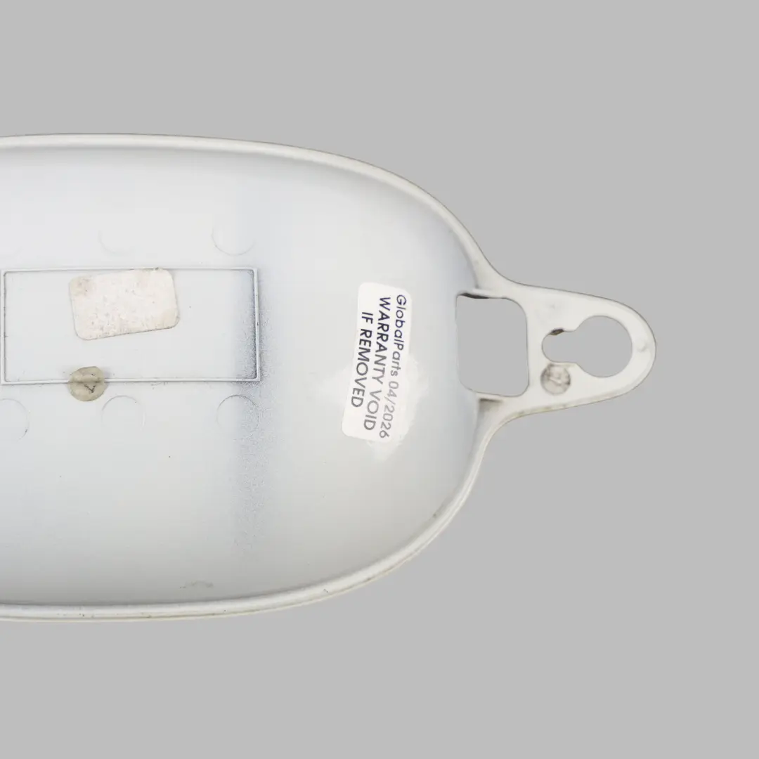 Tirador Empotrado Trasero Derecho Blanco Alpino 3 - 300 para BMW E60 E61 con número de pieza 0154343 BMW E60 E61 Tirador Empotrado Trasero Derecho Blanco Alpino 3 - 300 - SKU 0154343-AW - Número de pieza 0154343