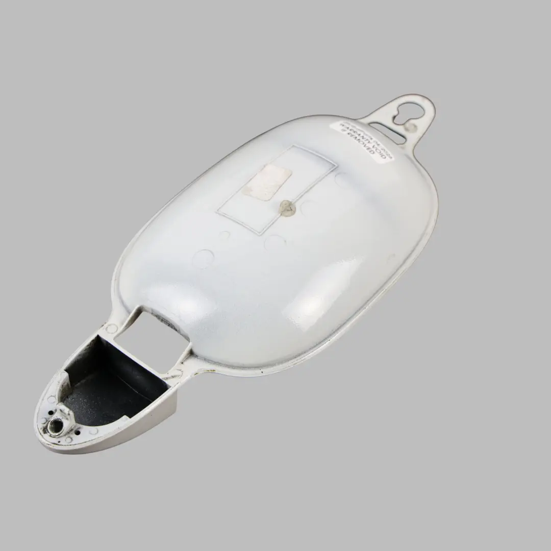 Tirador Empotrado Trasero Derecho Blanco Alpino 3 - 300 para BMW E60 E61 con número de pieza 0154343 BMW E60 E61 Tirador Empotrado Trasero Derecho Blanco Alpino 3 - 300 - SKU 0154343-AW - Número de pieza 0154343