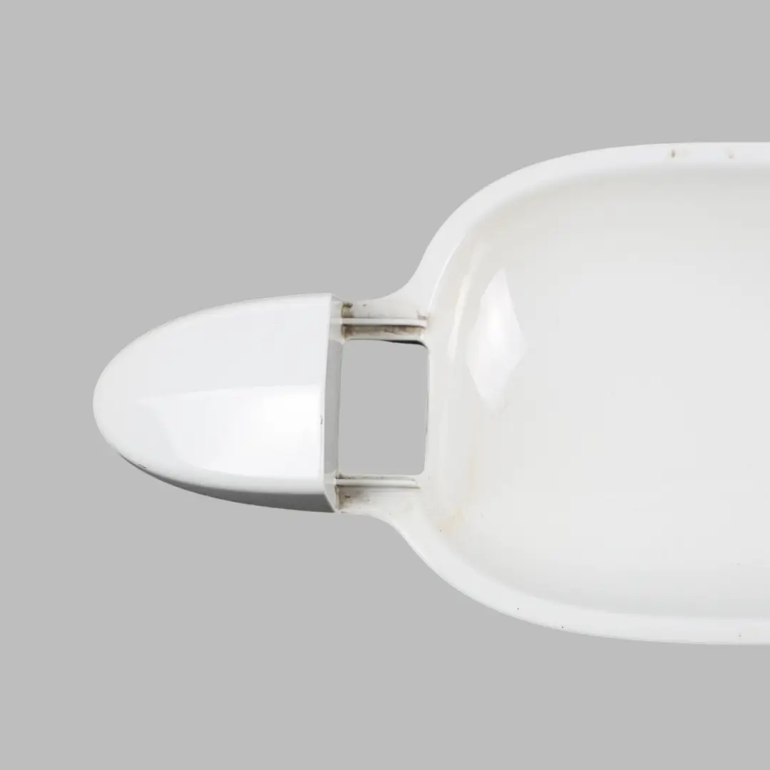 Poignée Encastrée Arrière Droite Alpinweiss 3 Blanc 300 pour BMW E60 E61 à propos du numéro de pièce 0154343 BMW E60 E61 Poignée Encastrée Arrière Droite Alpinweiss 3 Blanc 300 - SKU 0154343-AW - Numéro de pièce 0154343