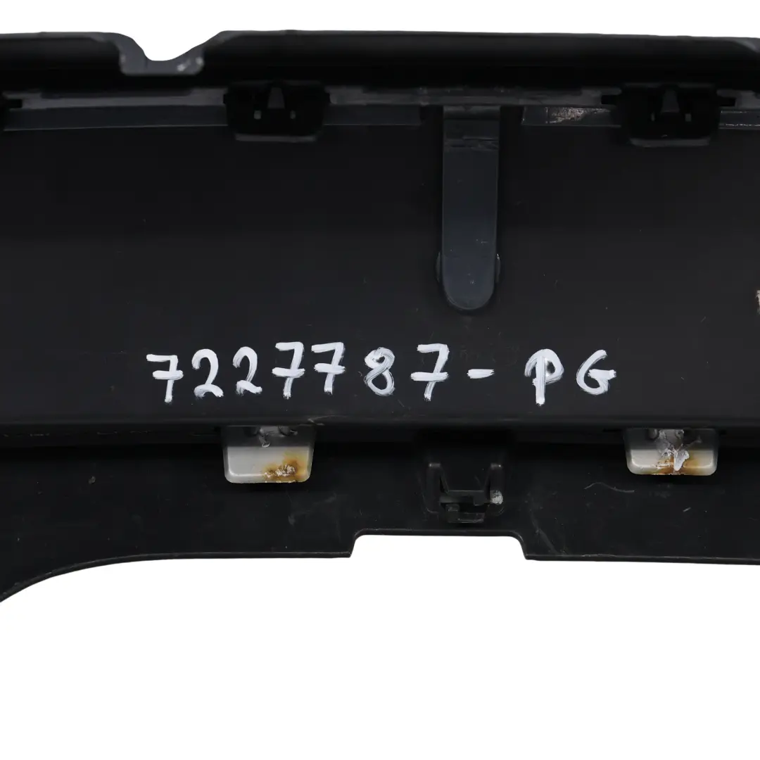 Zderzak Tylny Szary Platingrau Metallic A68 do BMW X5 E70 LCI o numerze 7227787 BMW X5 E70 LCI Zderzak Tylny Szary Platingrau Metallic A68 - SKU 7227787-PG - Numer Części 7227787