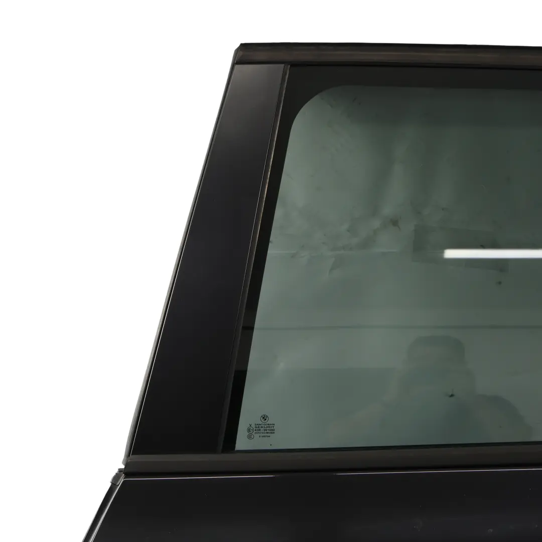 Puerta Trasera Izquierda Schwarz 2 Negra - 668 para BMW X3 F25 con número de pieza 7238695 BMW X3 F25 Puerta Trasera Izquierda Schwarz 2 Negra - 668 - SKU 7238695-SCH1 - Número de pieza 7238695