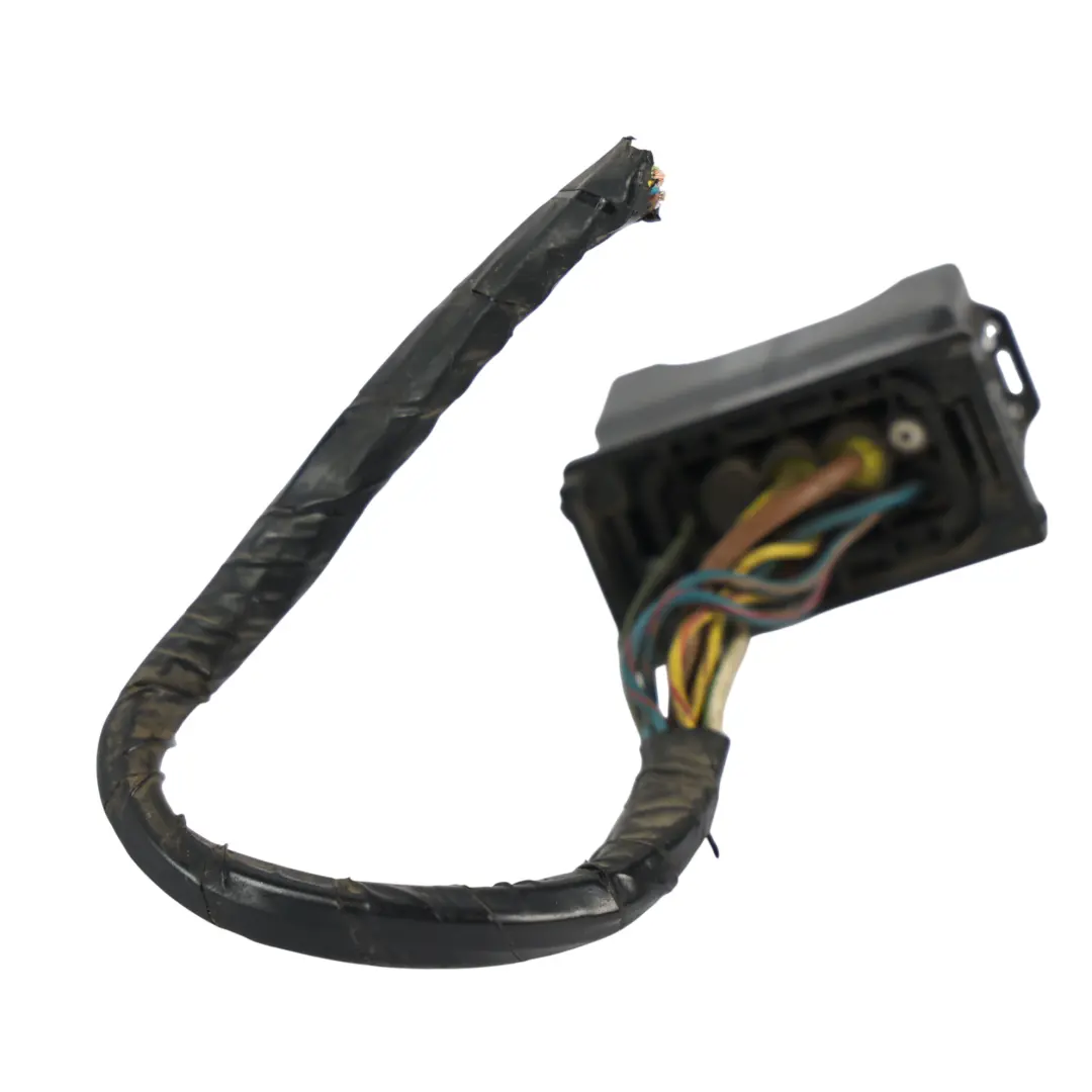 Adattatore Presa Faro Cavo Cablaggio Sinistro per BMW E82 E88 con numero di parte 7263641 BMW E82 E88 Adattatore Presa Faro Cavo Cablaggio Sinistro - SKU 7263641 - Numero di parte 7263641