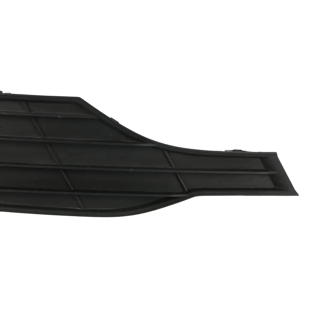 Copertura Fendinebbia Paraurti Anteriore Destro Nero per BMW F30 F31 con numero di parte 7281920 BMW F30 F31 Copertura Fendinebbia Paraurti Anteriore Destro Nero - SKU 7281920 - Numero di parte 7281920