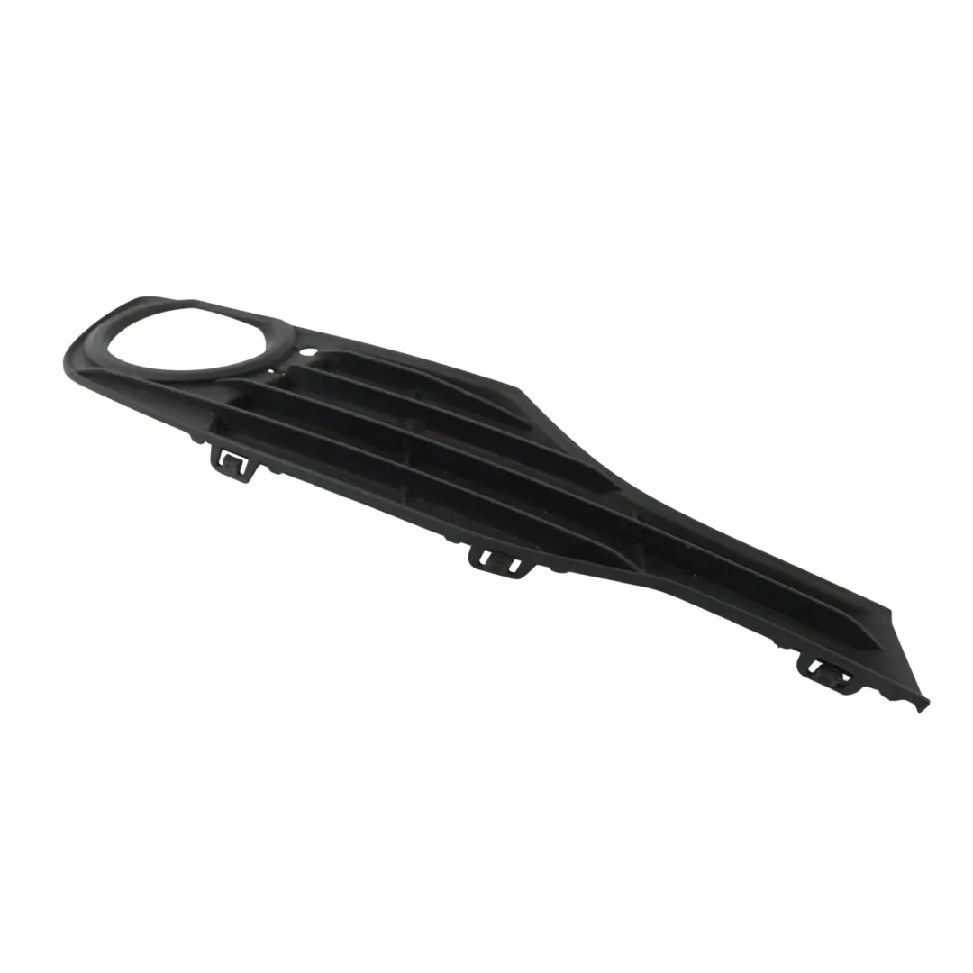 Enjoliveur Cache Antibrouillard Pare-Chocs Avant Droit Noir pour BMW F30 F31 à propos du numéro de pièce 7281920 BMW F30 F31 Enjoliveur Cache Antibrouillard Pare-Chocs Avant Droit Noir - SKU 7281920 - Numéro de pièce 7281920