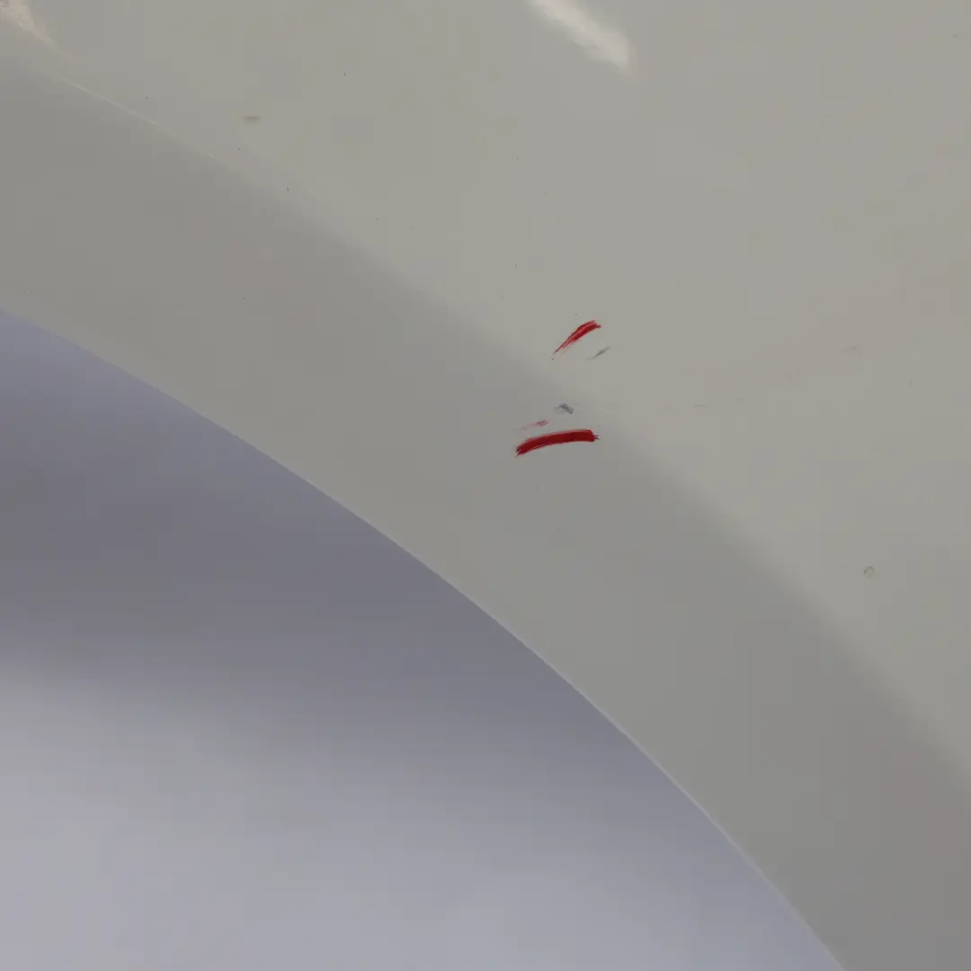 BMW F20 F21 F22 Guardabarros Lateral Delantero Derecho Alpinweiss 3 Blanco - 300 - SKU 7284646-AW3 - Número de pieza 7284646
