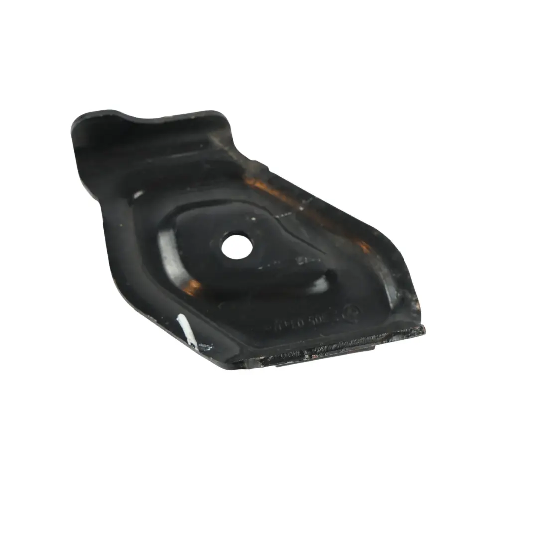 Placa Adaptadora Soporte Delantero Derecho para BMW E88 con número de pieza 7305034 BMW E88 Placa Adaptadora Soporte Delantero Derecho - SKU 7305034 - Número de pieza 7305034