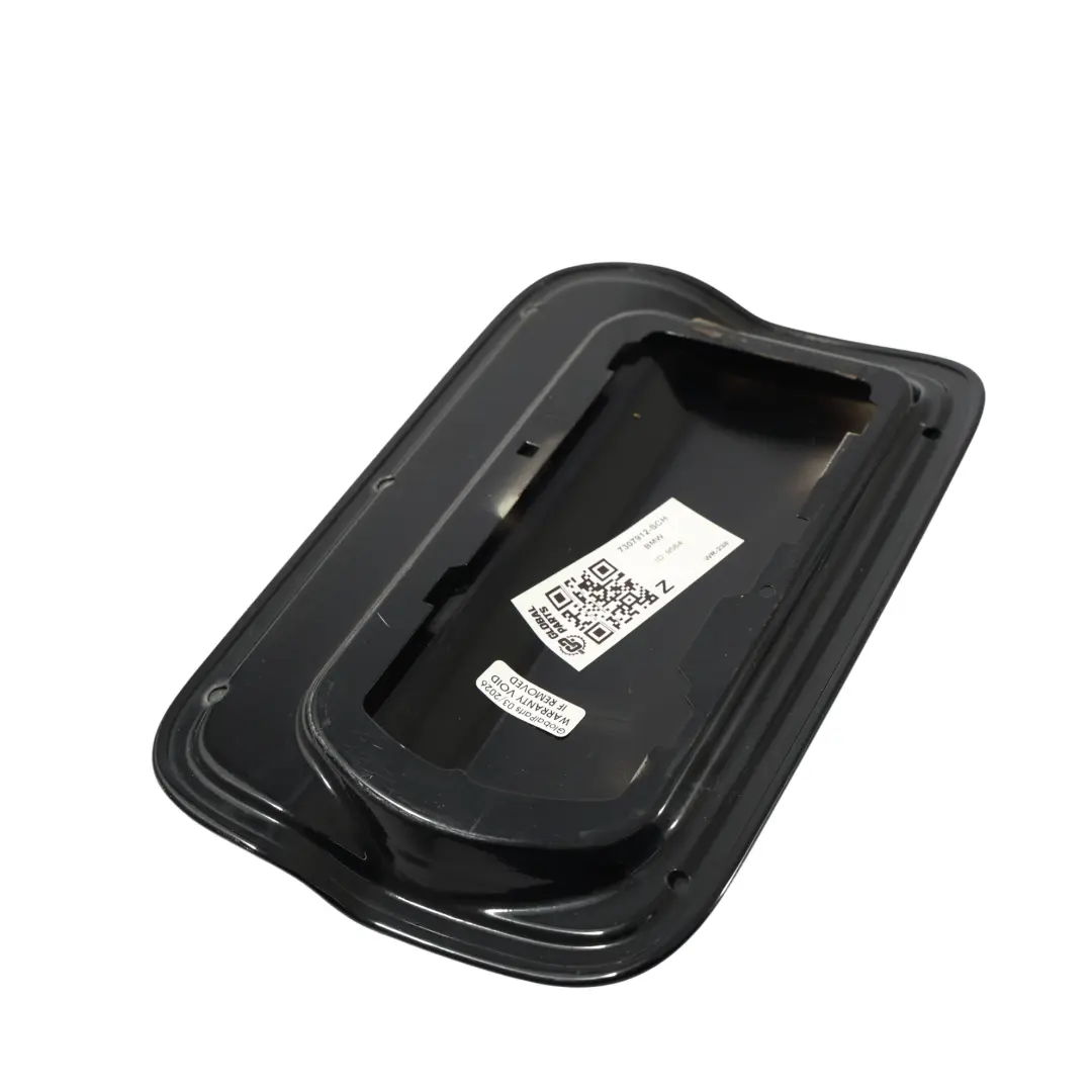 BMW F36 Klapka Pokrywa Wlewu Paliwa Czarna Schwarz 2 - 668 - SKU 7307912-SCH - Numer Części 7307912
