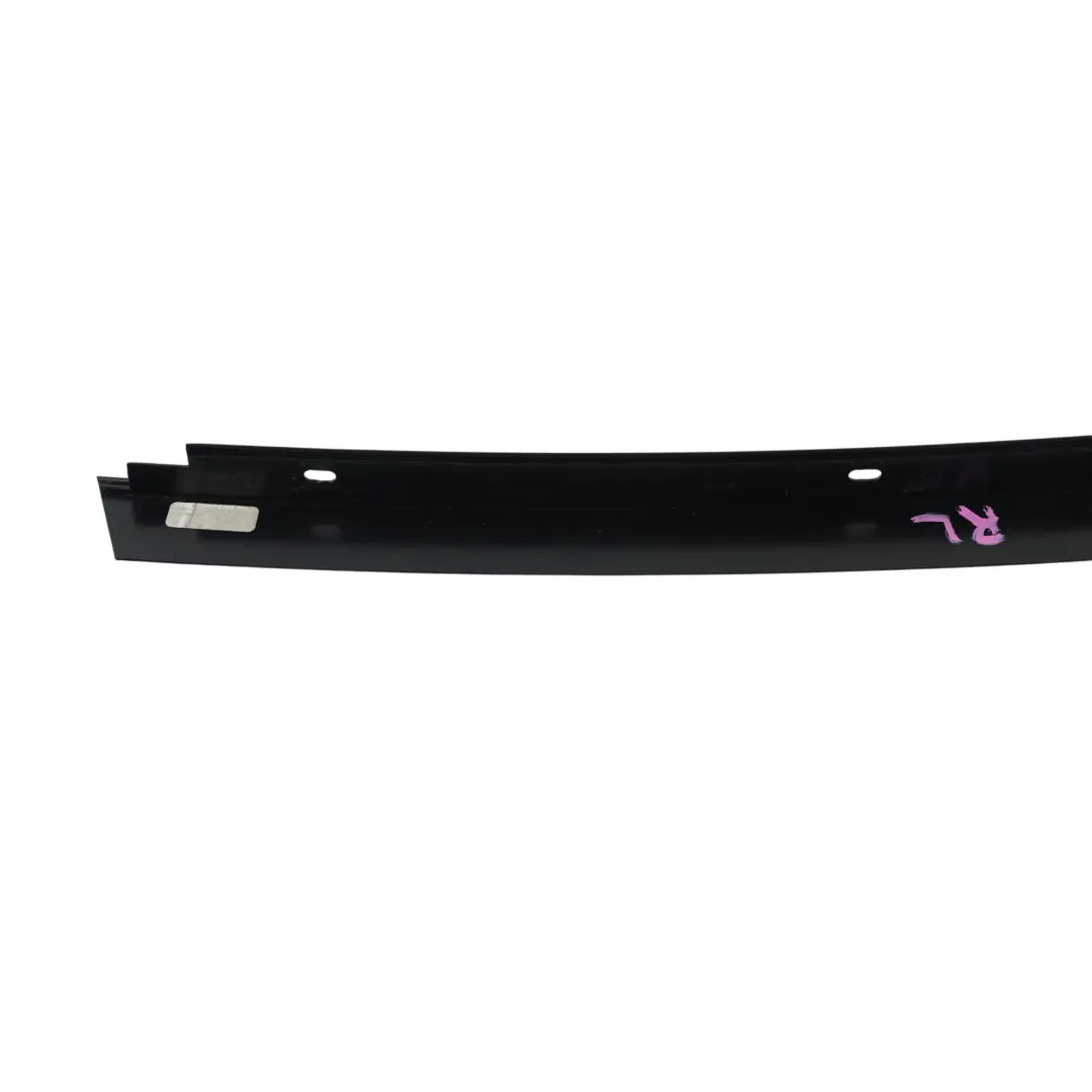 Türfenster Rahmen Zierleiste Hinten Links für BMW G31 Touring mit Teilenummer 7337001 BMW G31 Touring Türfenster Rahmen Zierleiste Hinten Links - SKU 7337001 - Teilenummer 7337001