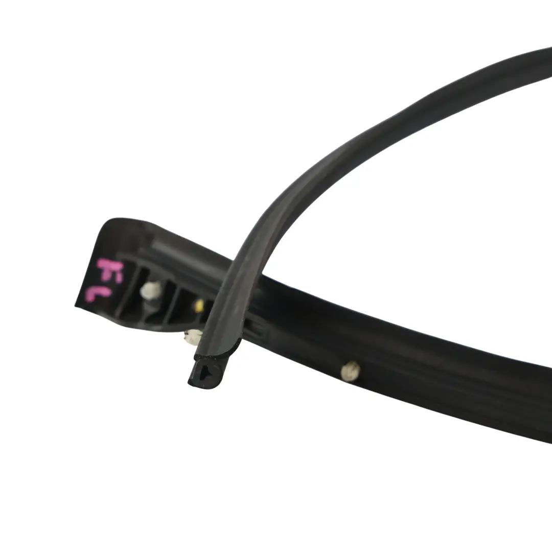 BMW G30 G31 F90 Junta Cubierta Hueco Puerta Delantera Izquierda - SKU 7341645 - Número de pieza 7341645