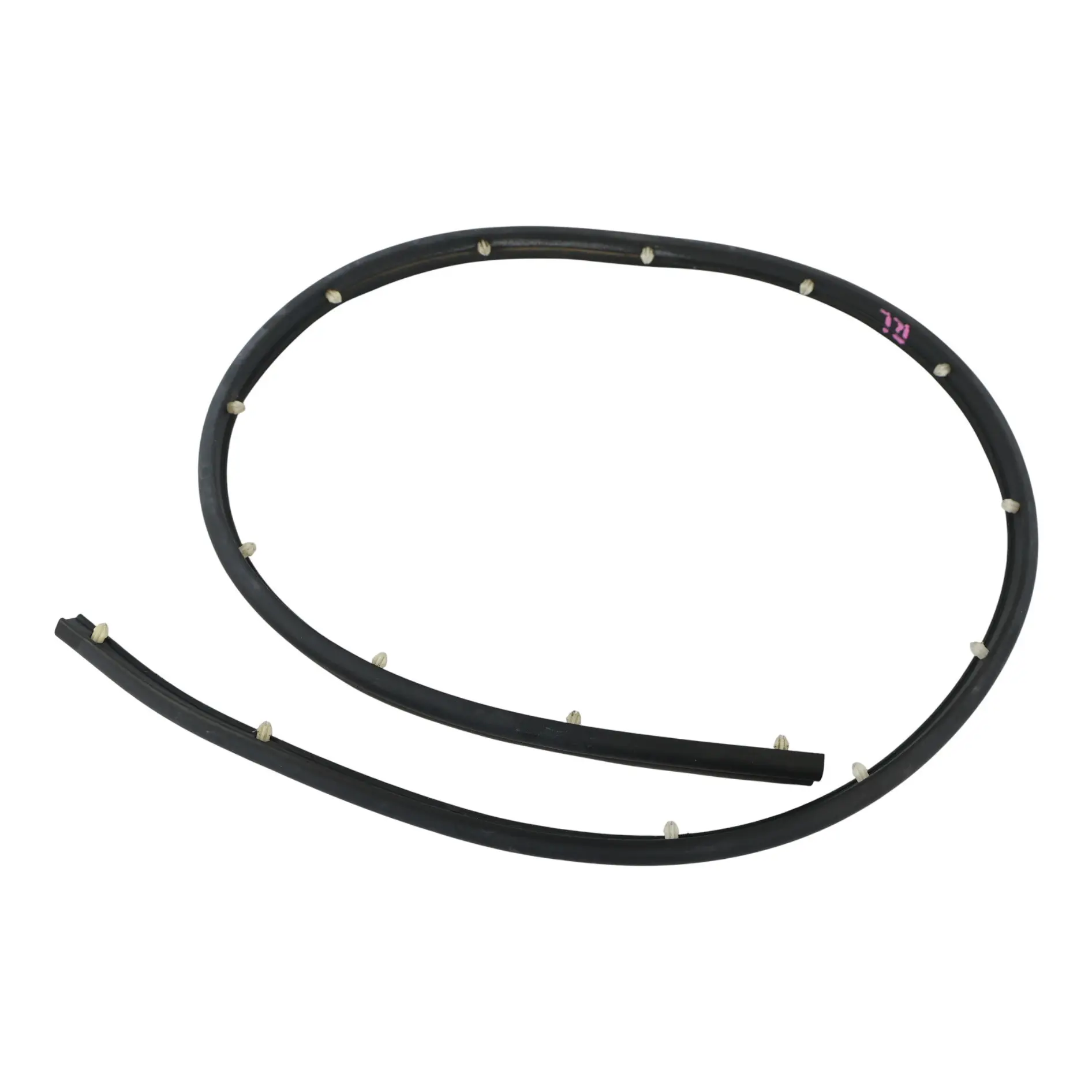 BMW G30 G31 F90 Door Bottom Gap Cover Seal Rear Left N/S 7341647