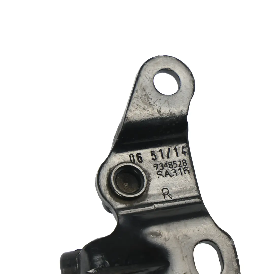 Support Fixation Amortisseur Hayon Arrière Droit pour BMW F45 Active Tourer à propos du numéro de pièce 7348528 BMW F45 Active Tourer Support Fixation Amortisseur Hayon Arrière Droit - SKU 7348528 - Numéro de pièce 7348528