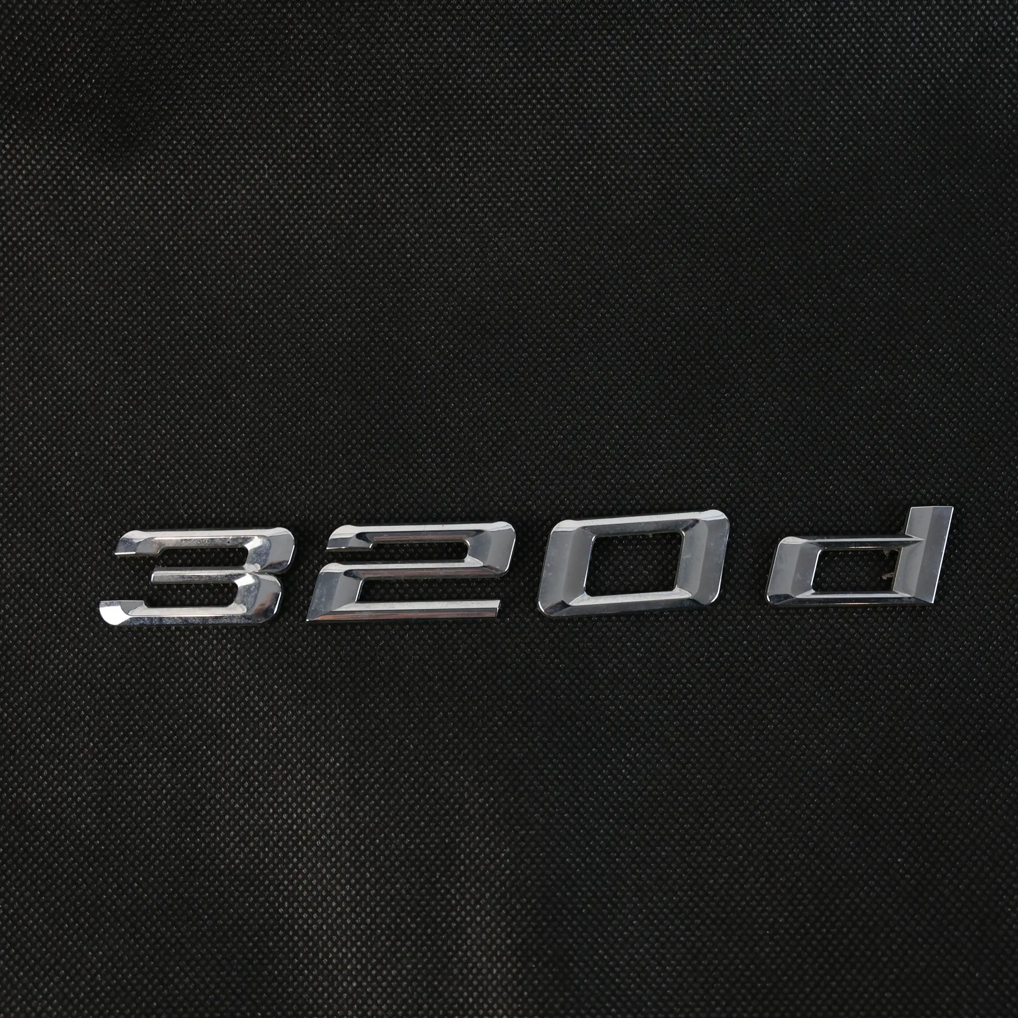 BMW F34 Gran Tourismo GT 320d Boot Trunk Lettering Emblem Badge 7351952