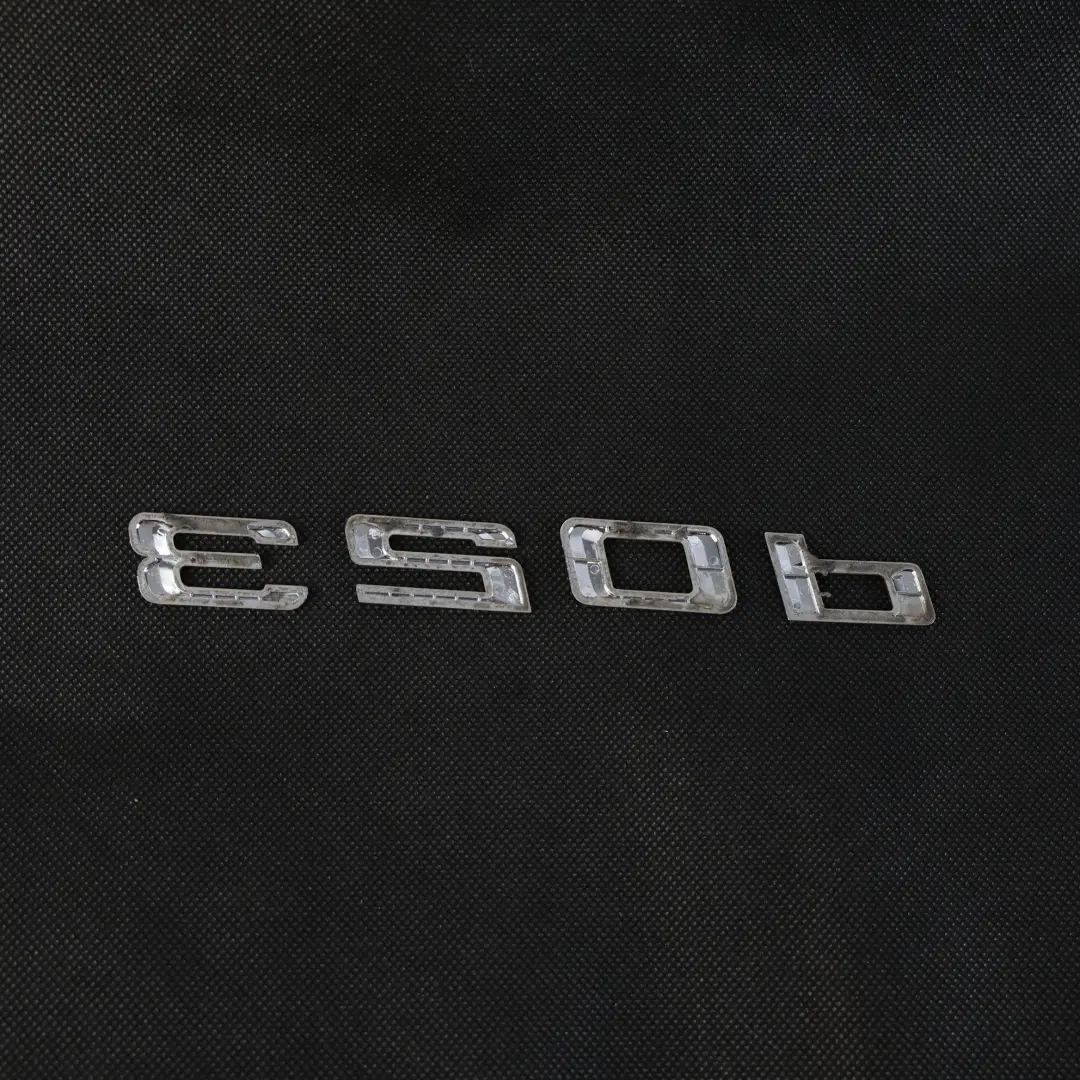 BMW F34 Gran Tourismo GT 320d Emblème Badge Coffre - SKU 7351952 - Numéro de pièce 7351952