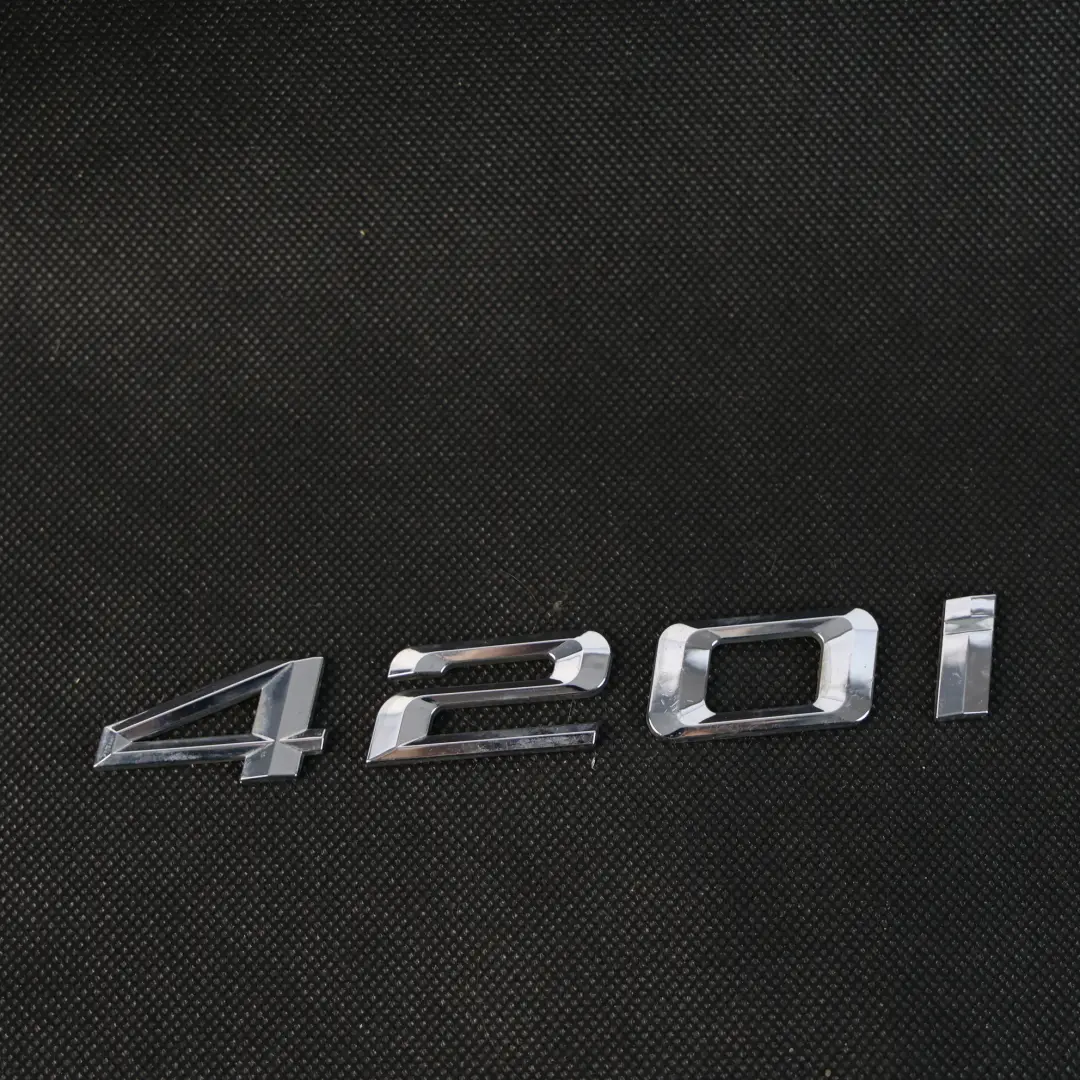 Emblema Scritta Posteriore Bagagliaio Portellone per BMW F36 420i con numero di parte 7356334 BMW F36 420i Emblema Scritta Posteriore Bagagliaio Portellone - SKU 7356334-1 - Numero di parte 7356334