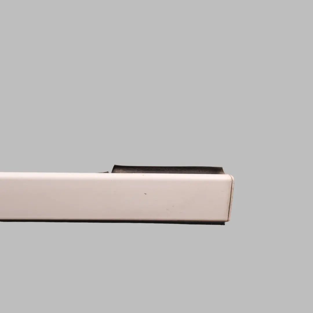 Windscreen Strip Roof Moulding Trim Left N/S Alpinweiss 3 - 300 to BMW F11 Touring with Part number 7362463 BMW F11 Touring Windscreen Strip Roof Moulding Trim Left N/S Alpinweiss 3 - 300 - SKU 7362463-AW - Part number 7362463
